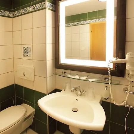 Doas 3* Senec